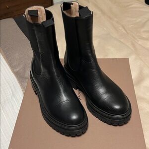 Gianvito Rossi Chester Black Chelsea boot